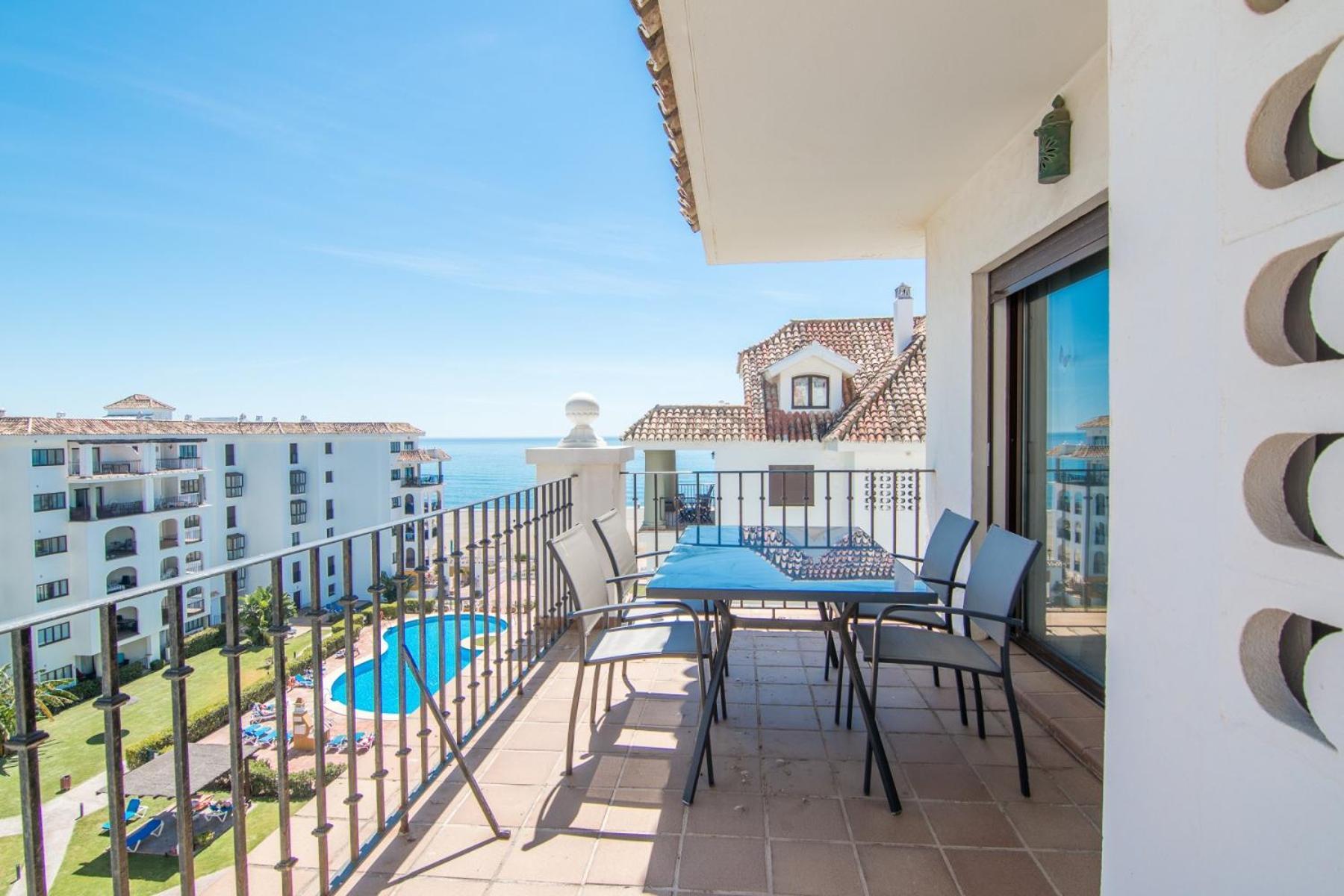 2066-Apt 2 Bedrooms On Beach, Tenis, Gym, Pool Manilva Esterno foto